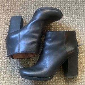 Madewell premium leather booties